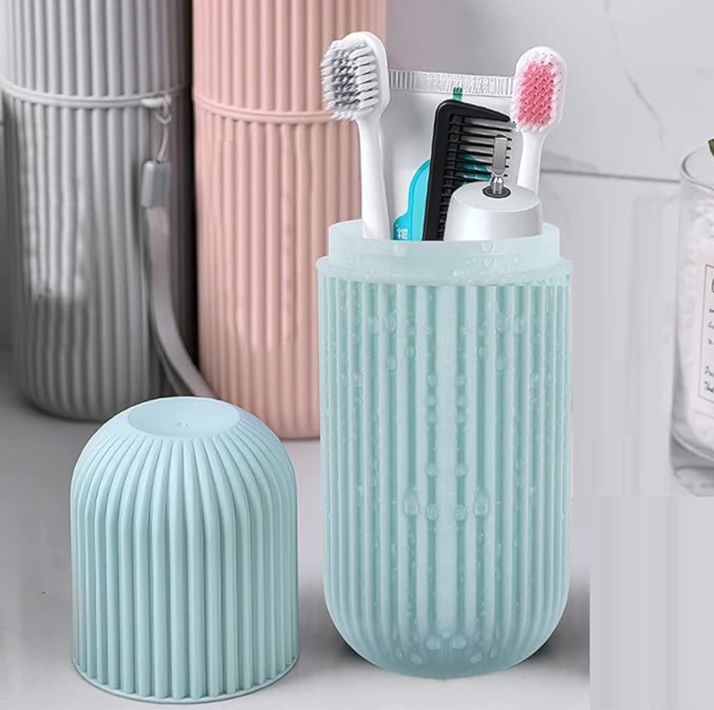 Pack of 01 Capsule Shape Travel Toothbrush Toothpaste Case Holder Portable Toothbrush Storage Plastic Toothbrush Holder (Multicolor) 